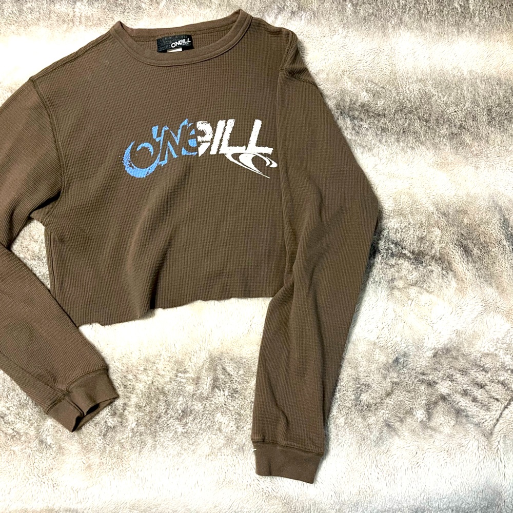 Vintage O’Neill men’s top cut to be a crop top for women.